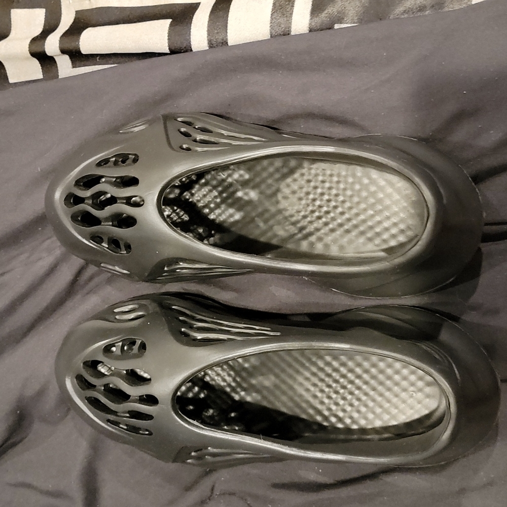 Yeezy inspired form runners